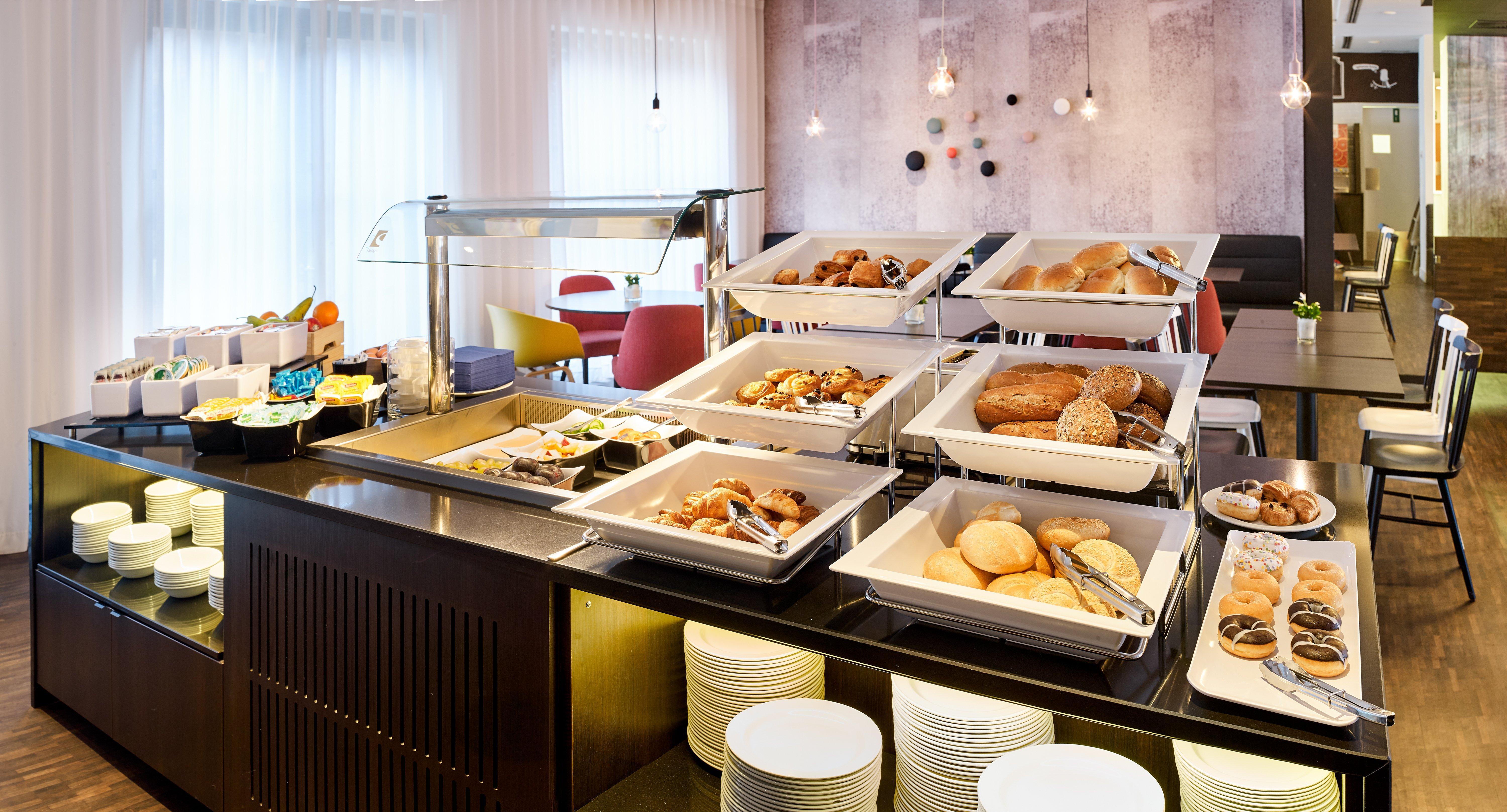 Holiday Inn Express Hasselt, An Ihg Hotel Экстерьер фото